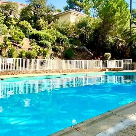 Charme & Calme-tamaris- Vue - Piscine - Le Petit Olivier Sur