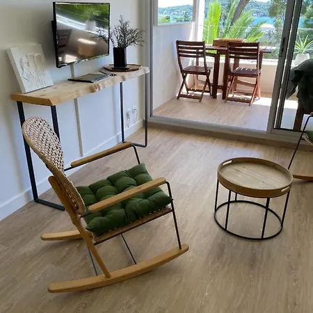 Apartment Charme & Calme-tamaris- Vue - Piscine - Le Petit Olivier Sur La Seyne-sur-Mer